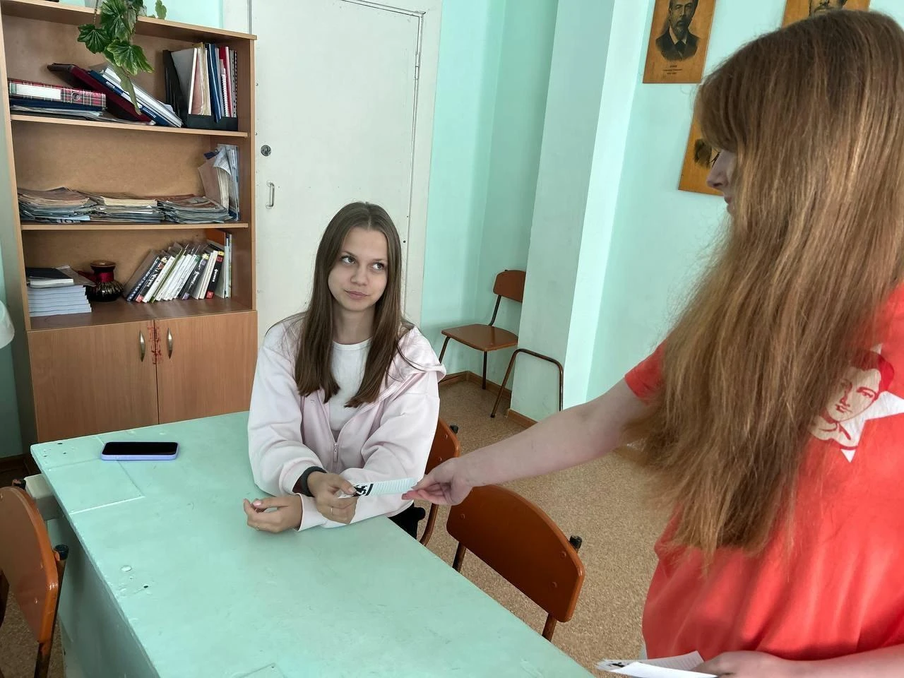 ☺️ В Космодемьянской школе прошла акция «Письмо солдату». Провели ее волонтеры из отряд...