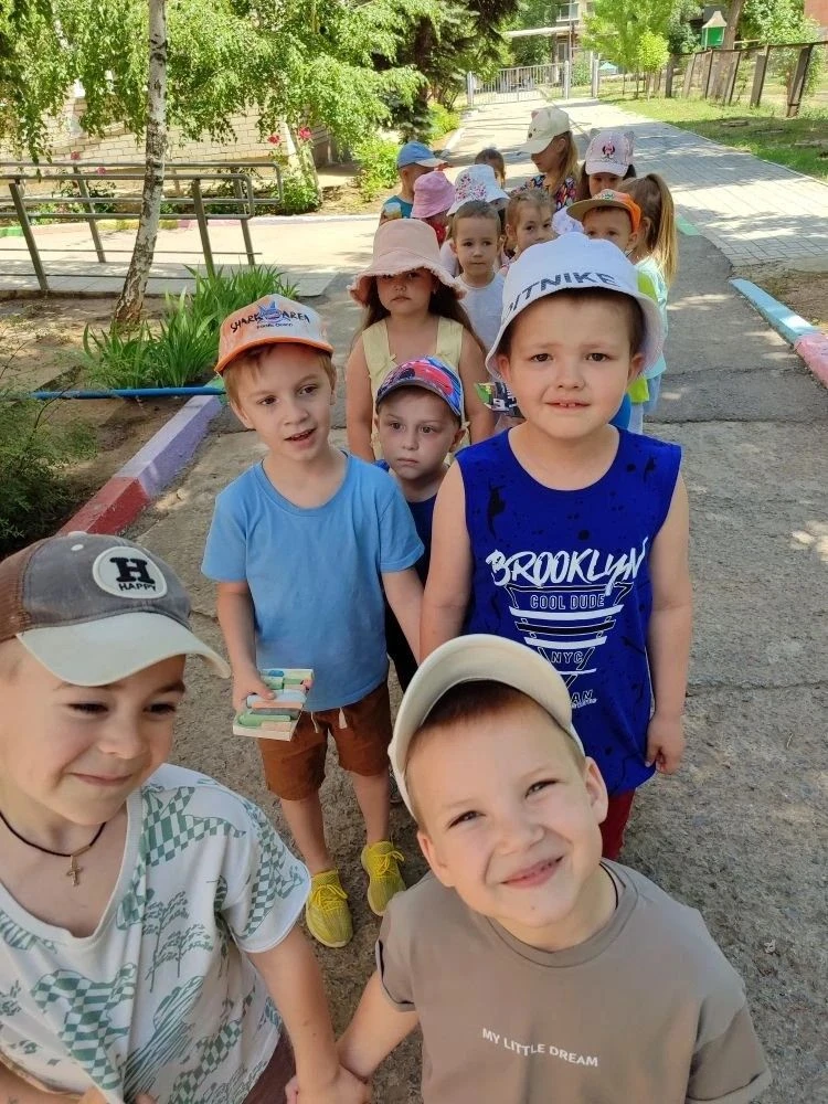 Лето — время не только для отдыха, но и для укрепления здоровья! ☀️

В детском саду «Золотой петушок