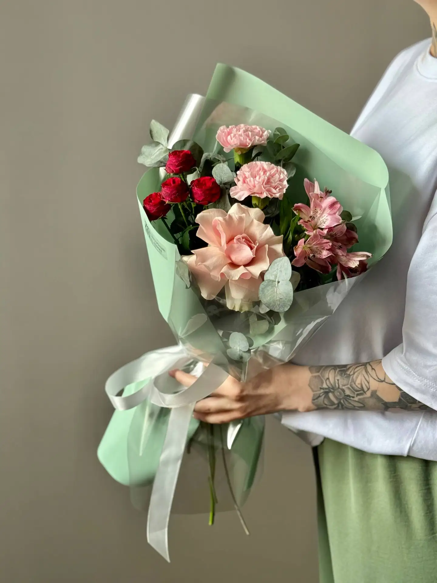 БУКЕТ ДНЯ 💚продан 

Свежий. Стильный. Сегодня по особой цене.
Стоимость: 1500₽
Без лишних слов — пр