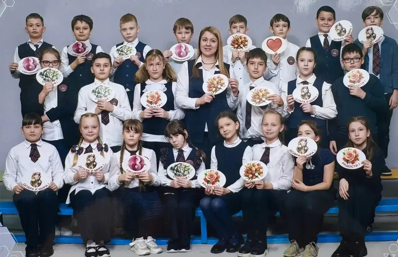 💌 «Марафон благодарности» продолжает 3 «Г» класс!  Май — время подводить итоги и говорить самые важн