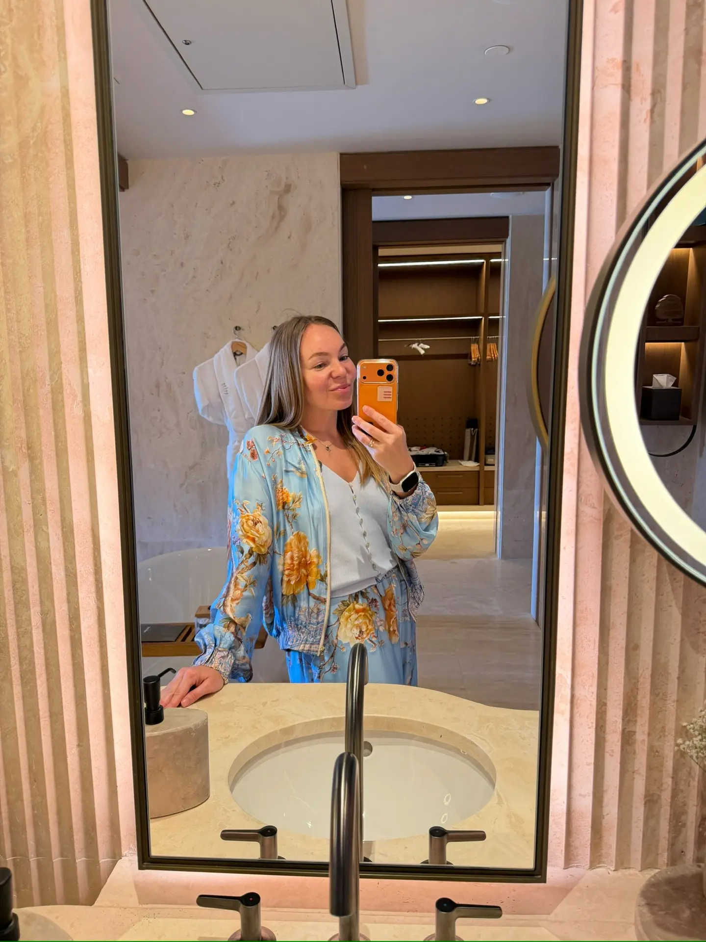 📍 Regnum The Crown 5*, Белек

Наш директор Елена совсем недавно вернулась из этого отеля и вынесла 