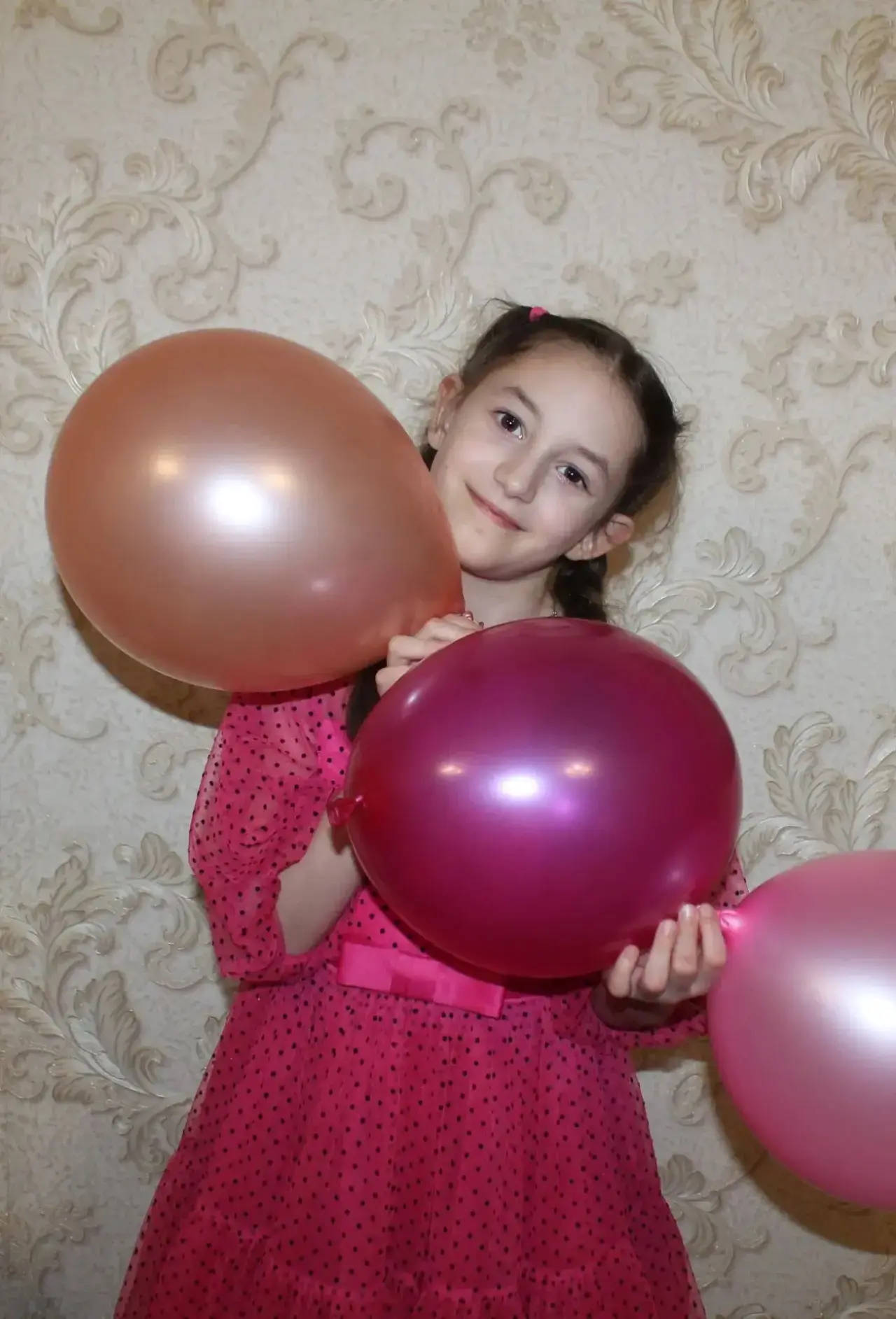 😊 «Пусть расцветают детские улыбки!» 😊

Счастливая улыбка ребёнка — это лучшее, что есть на свете.
