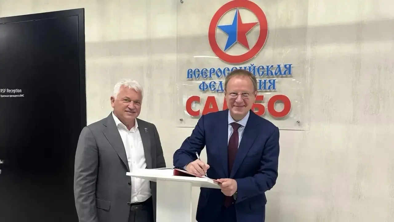 ⚡️ Виктор Томенко посетил международный сбор по самбо в Москве