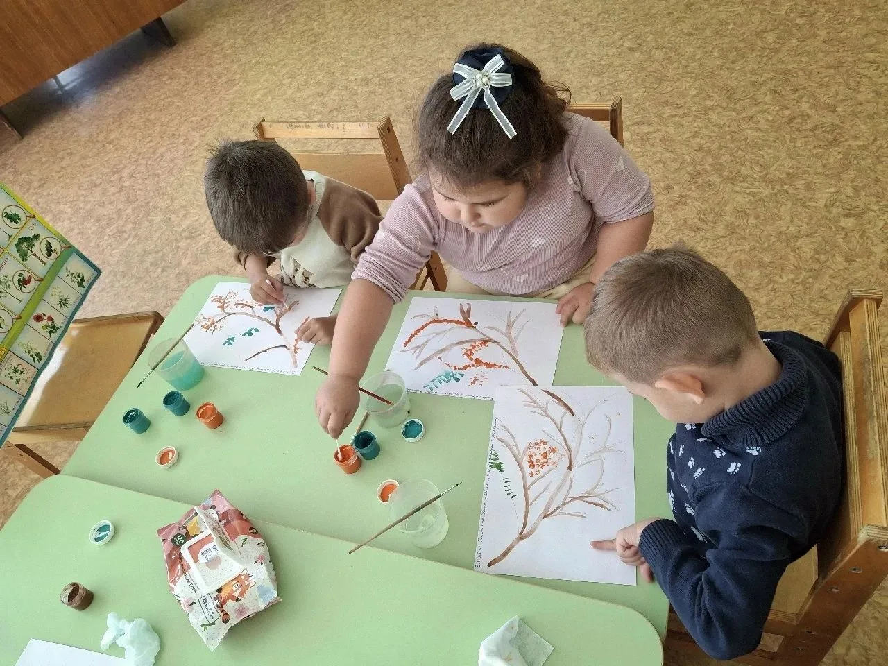 👍Ясногорские дошколята устроили осенний вернисаж​