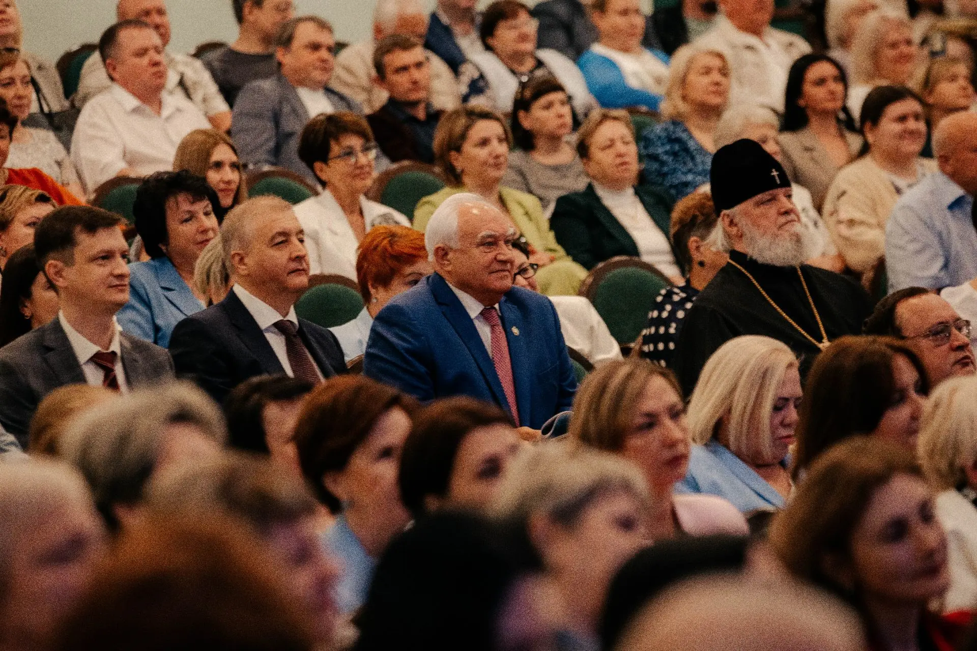 ✅Сегодня в концертном зале «Свиридовский» состоялось чествование медицинских работников, которые вск