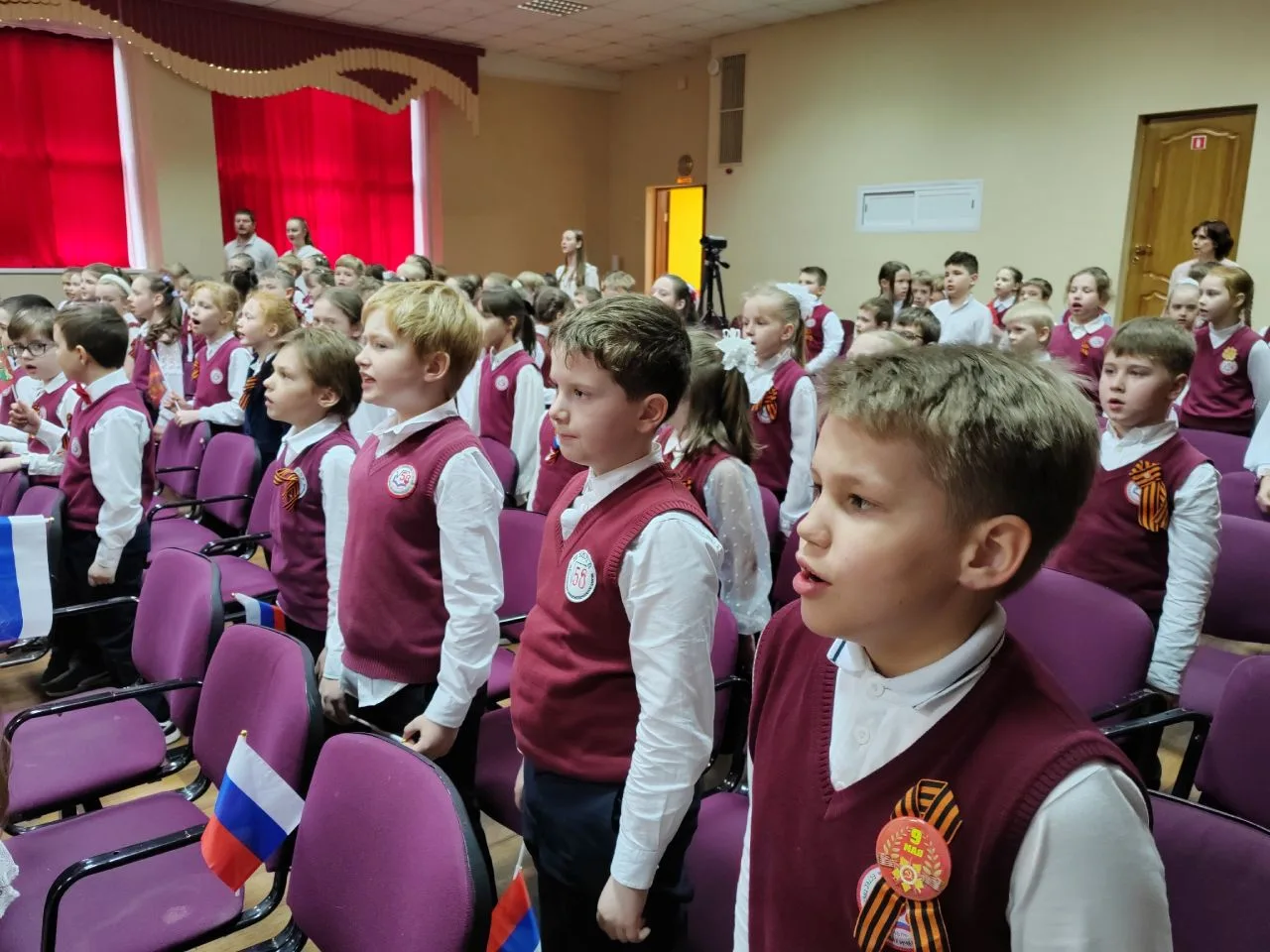 🎗️ Отчизну славим свою ⭐ 2026 #ЦоСШ58   7 и 8 мая в Центре образования - школа 58 прошёл школьный фе