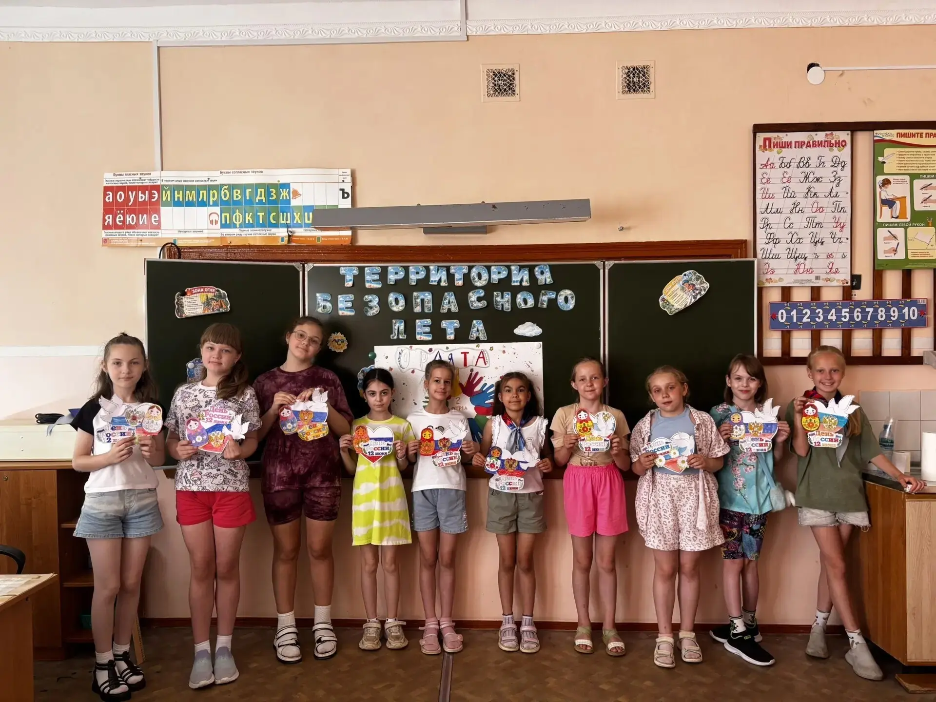 ⛵ ПРИШКОЛЬНЫЙ ЛАГЕРЬ "БРИГАНТИНА"
✅В нашем лагере царит по-настоящему творческая атмосфера, ведь сов