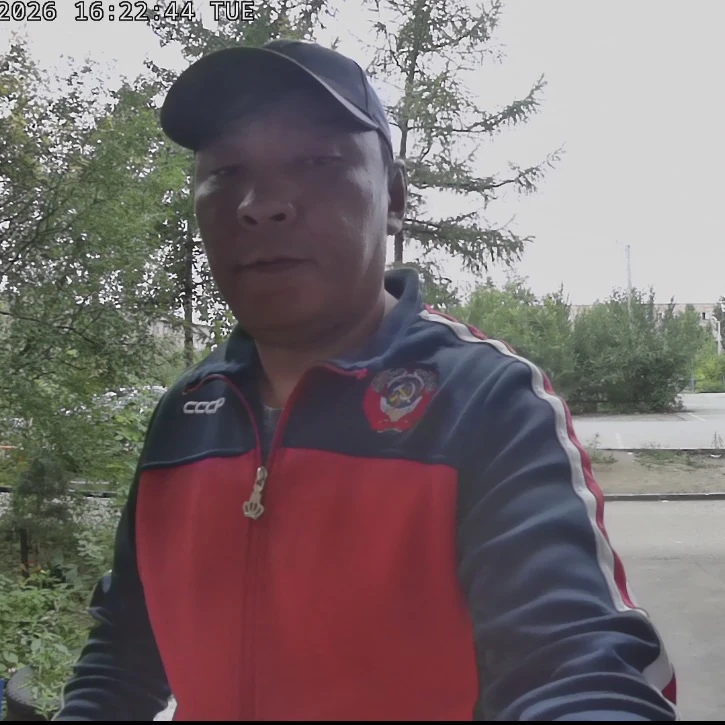 Кто знает этого человека?