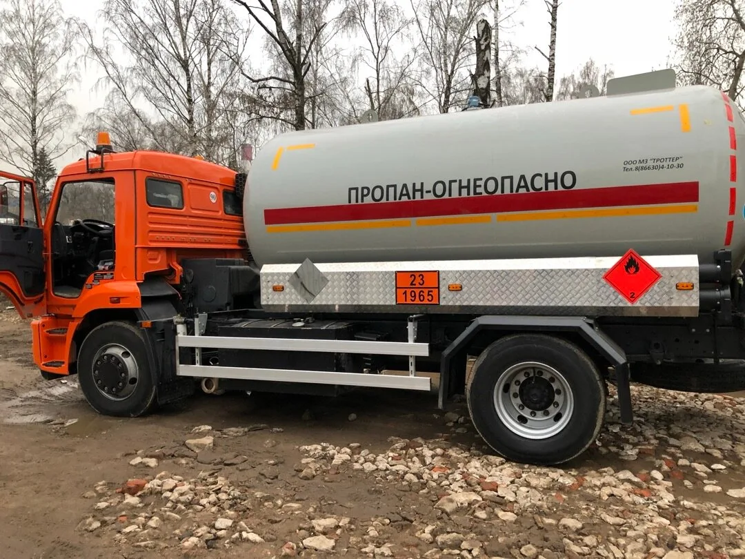 Заправка газгольдера пропаном