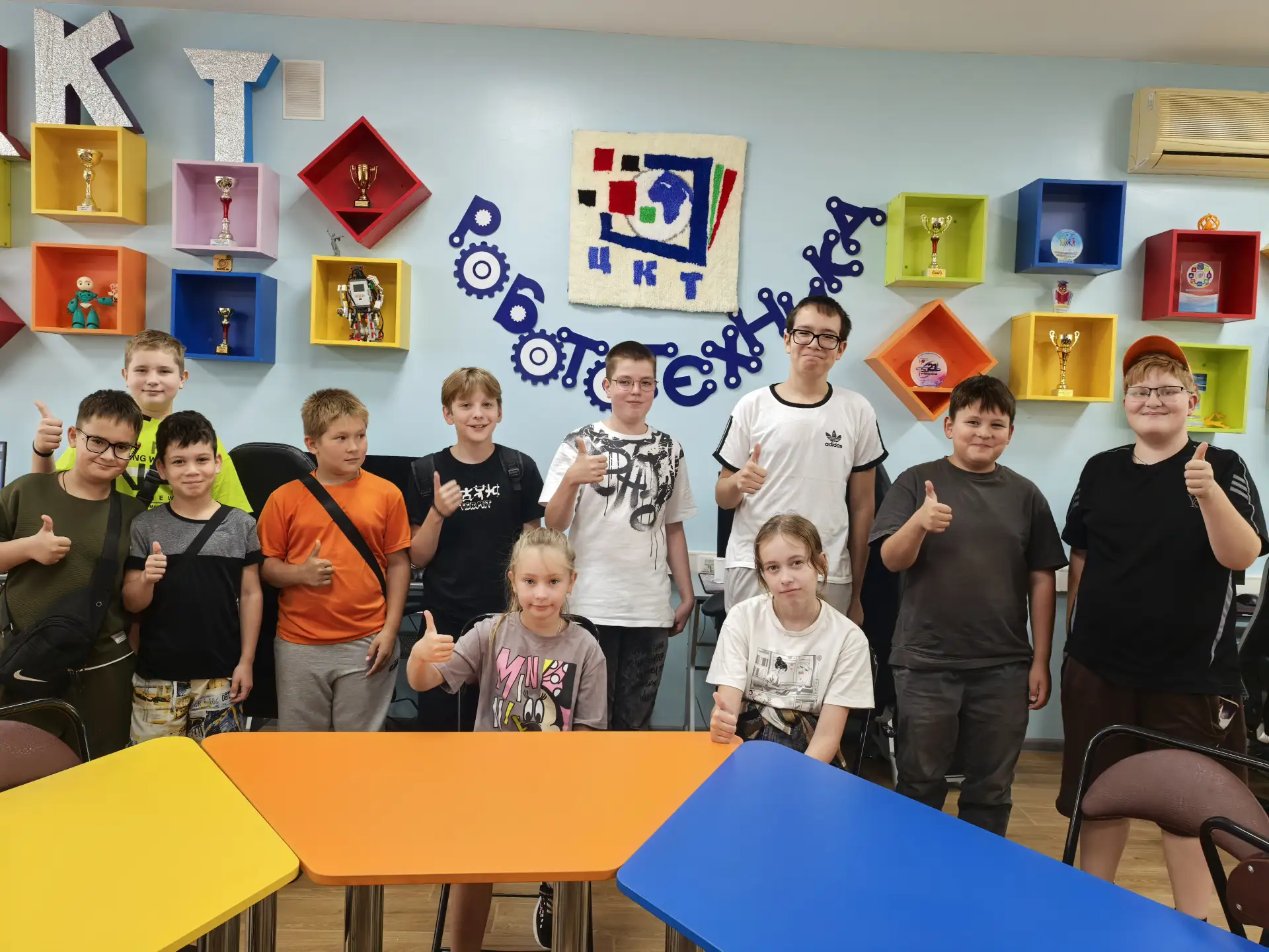Вторая неделя позади!