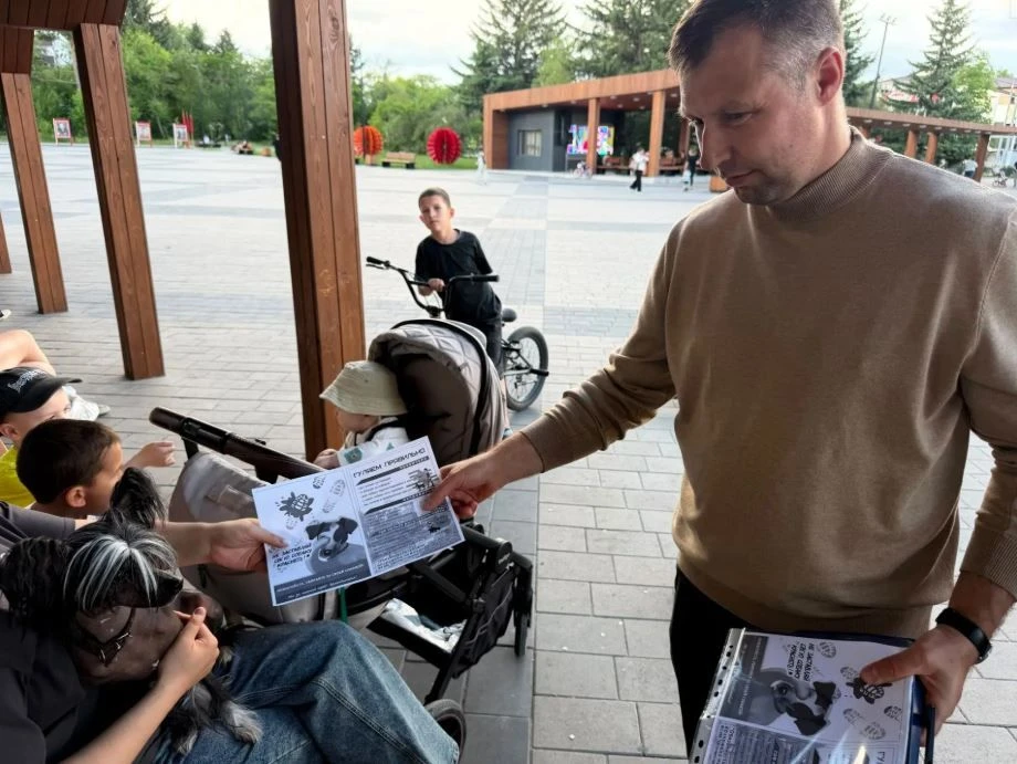 Сотрудники амурского управления ветеринарии продолжают проводить рейды в городских парках и зонах от