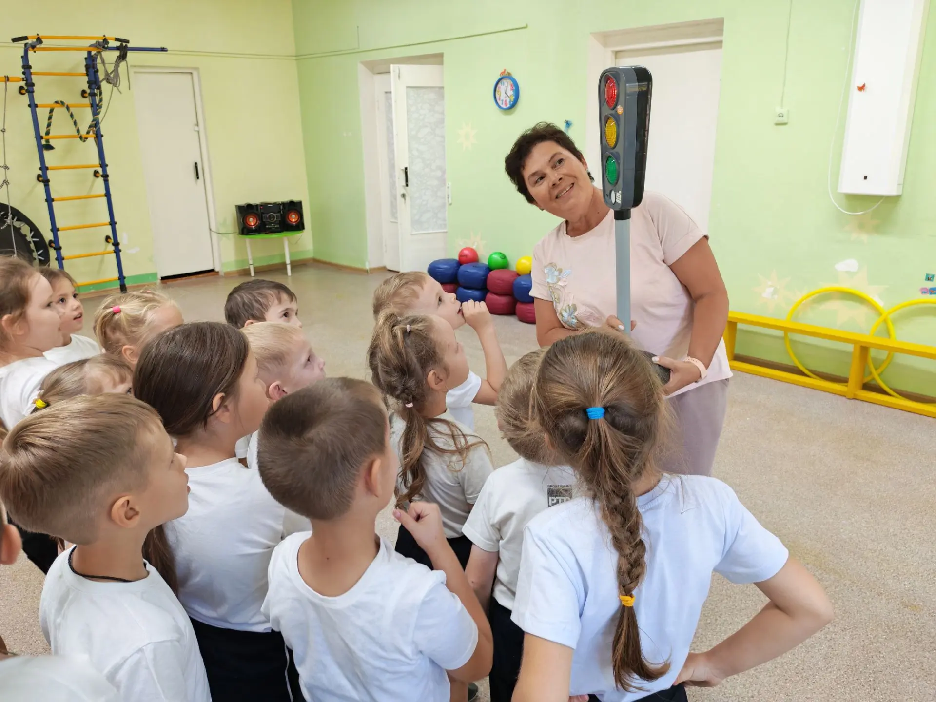 ЗНАЕМ, СОБЛЮДАЕМ