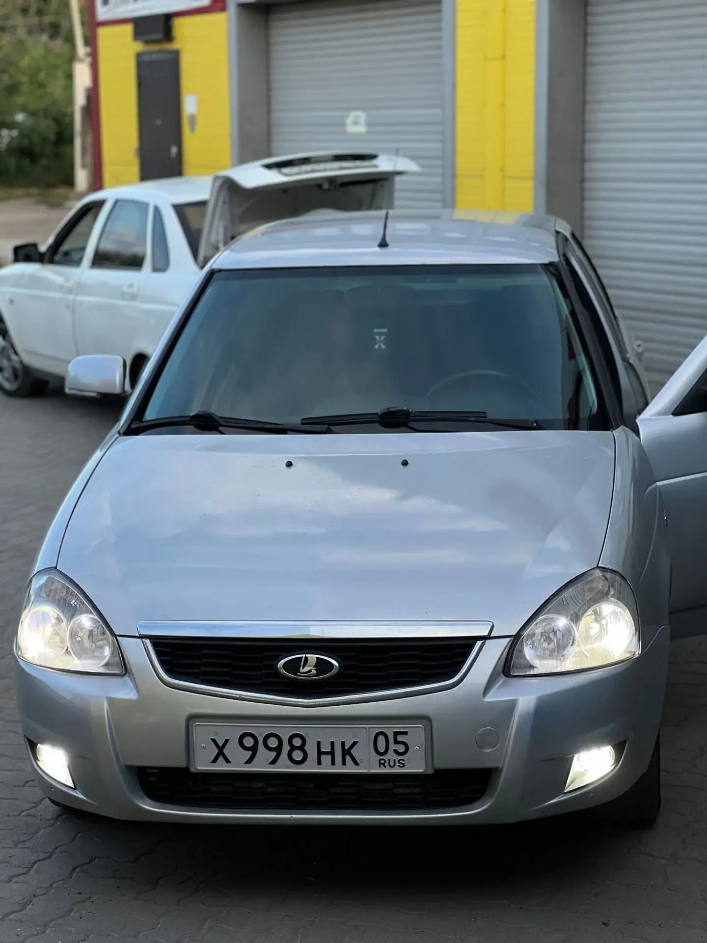 🚗 Lada Priora (2015)
✨ Состояние:
Техника и ходовая часть — 10/10 💯
Все в отличном состоянии
Салон