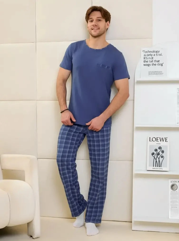 Не нашел дома нормальные штаны? 🧐