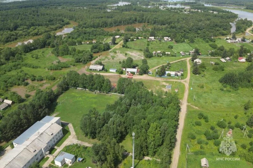 🚚 После спада воды в Зейском округе открыли движение к селу Ивановка

После уменьшения уровня вод