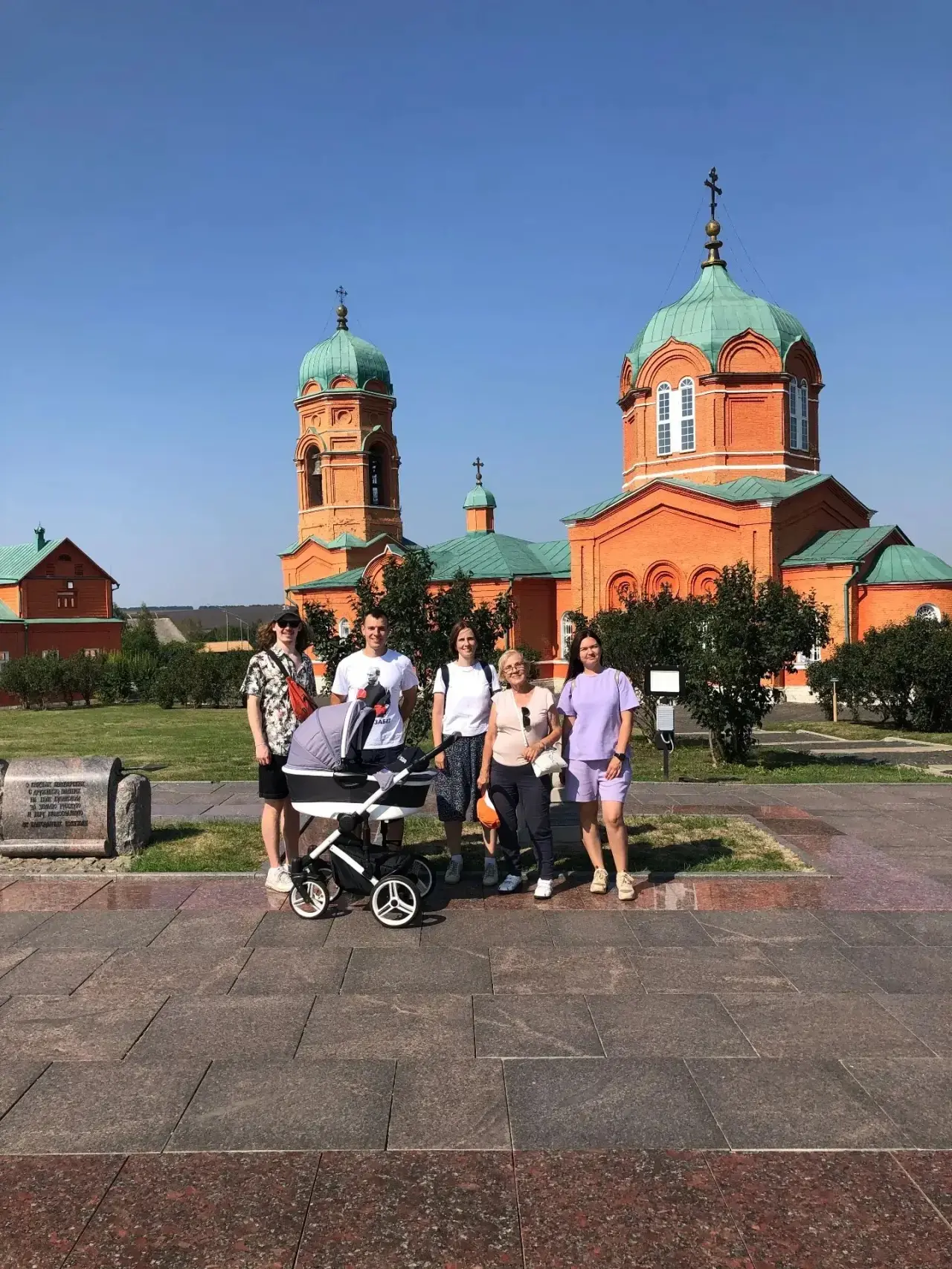 Свой день рождения я стараюсь проводить не за праздничным столом, а где-нибудь в интере...
