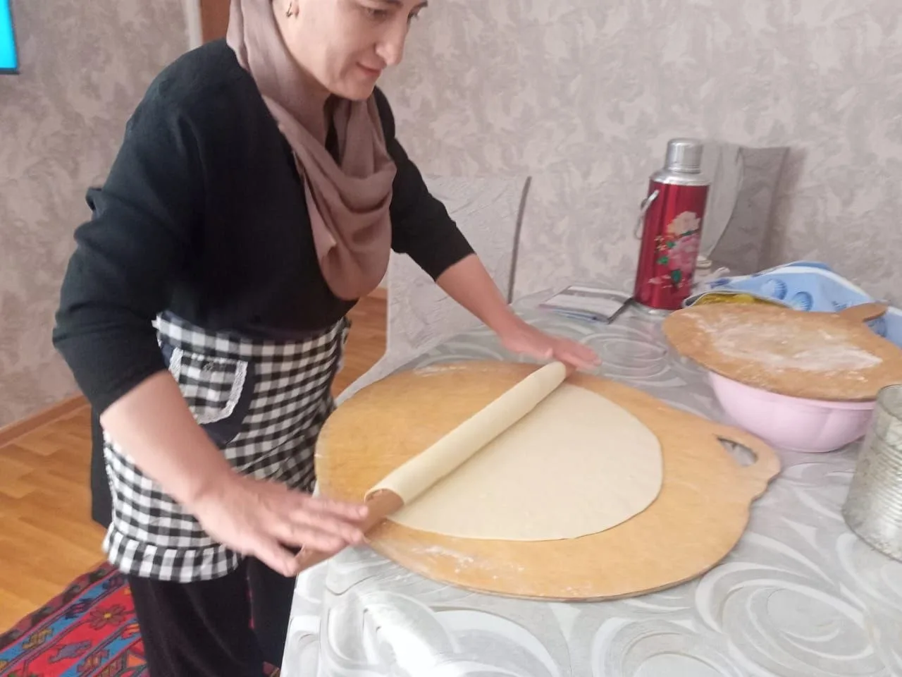 Социальный работник 3- надомного отделения социального обслуживания на дому Алиханова Альбина Абасов