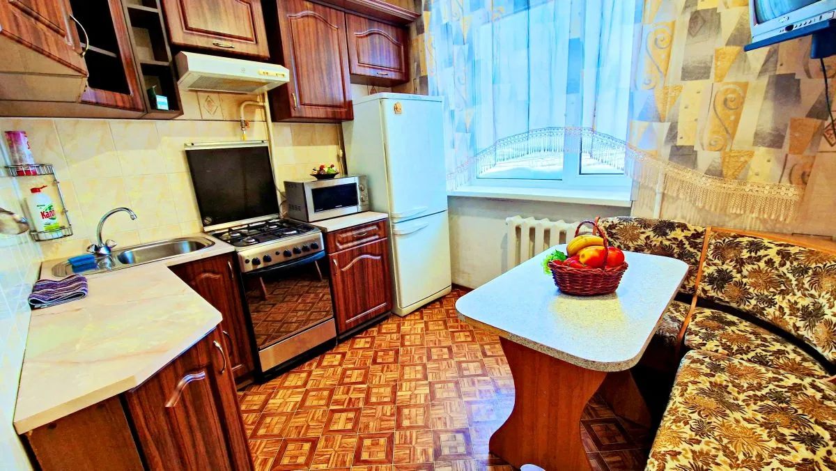 Заводская 9