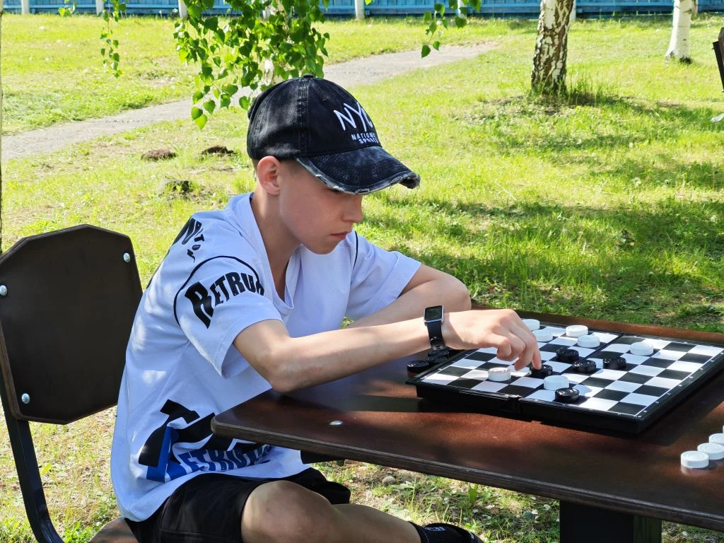 Лето наконец-то вступило в свои права, а значит — время доставать игры! ☀️🎲

Ещё осенью в рамках пр