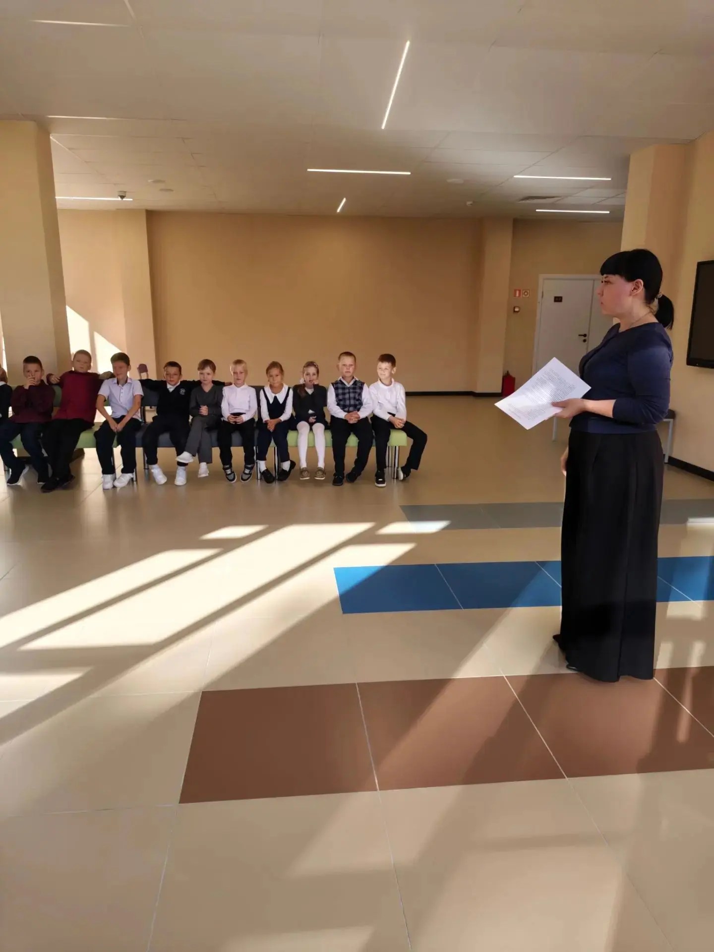 Золотая осень в школе: праздник, творчество и спорт!