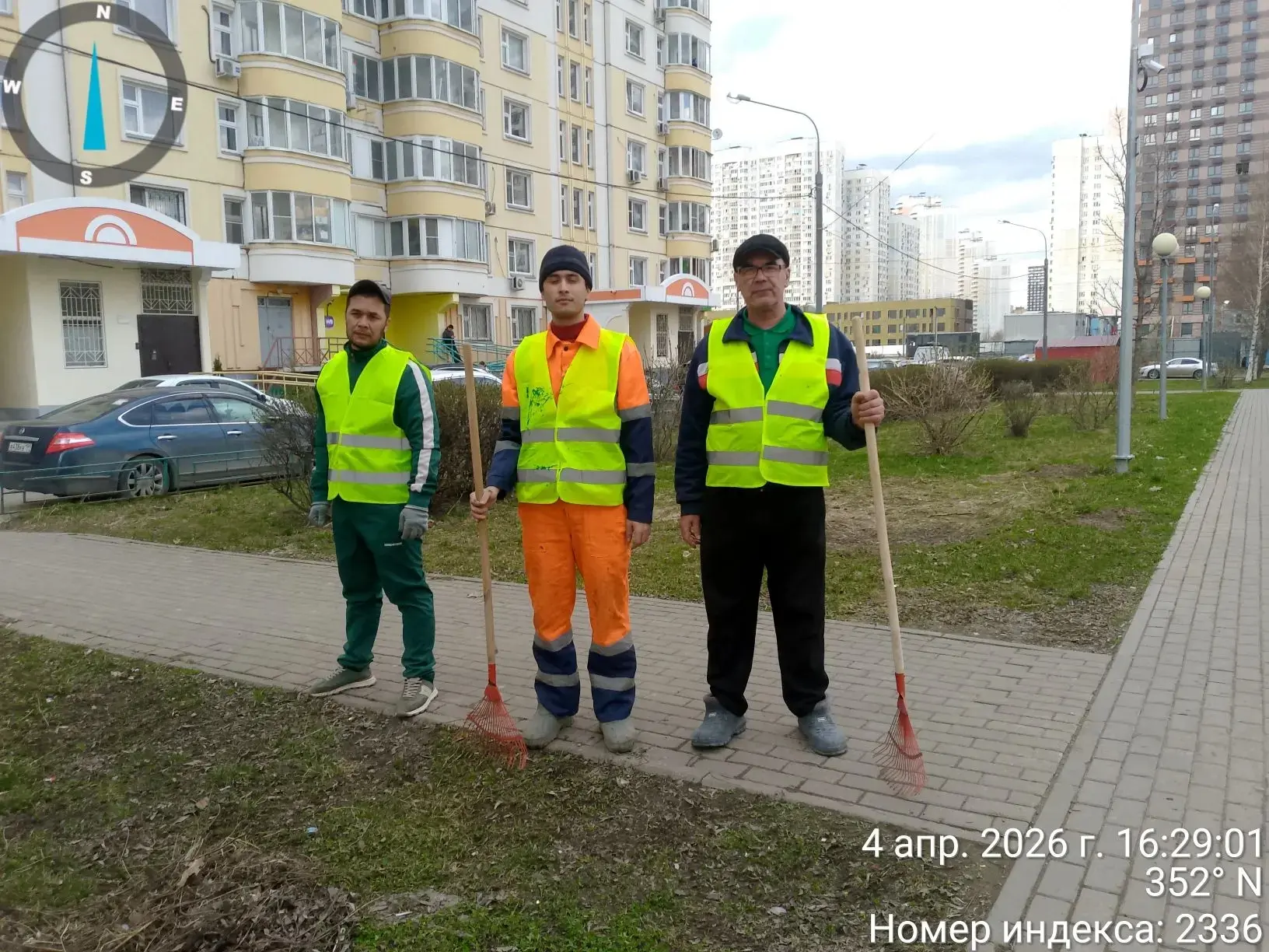 🌿 После зимы особенно важно навести порядок во дворах 🌿