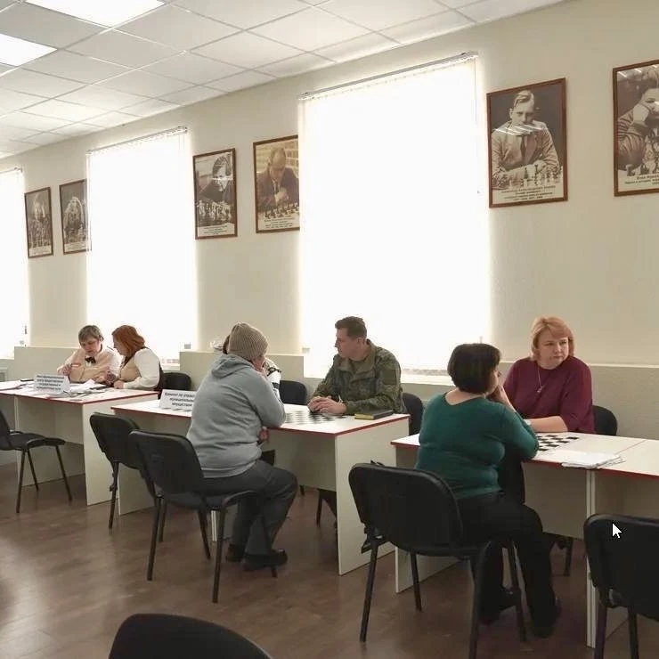 В МФЦ Ростовской области проводятся расширенные приемы для участников СВО  В офисах многофункциональ
