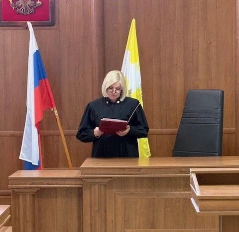 Житель Шпаковского района оштрафован за незаконную рекламу наркотических средств
 
Мировым судьей су