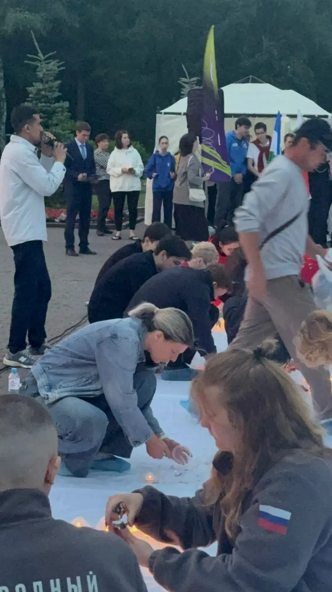 В Уфе прошла акция "Свеча памяти"

Вечером 21 июня в Парке Победы прошла акция «Свеча Памяти», котор