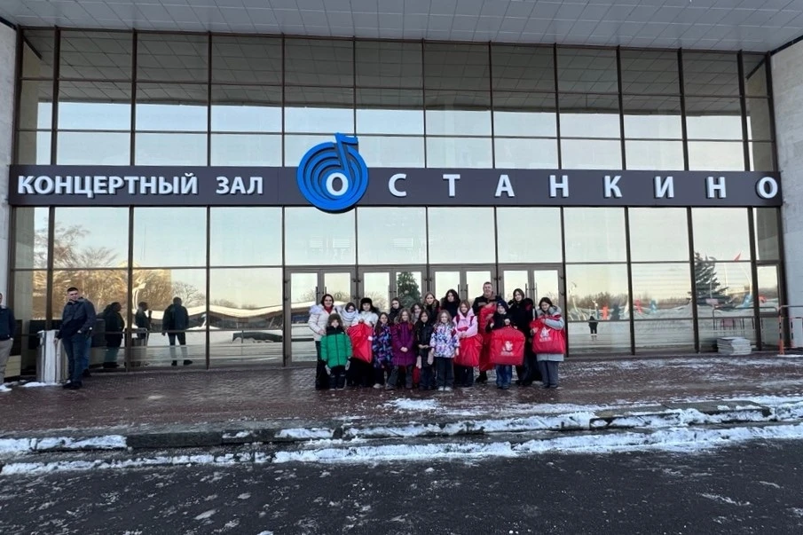 💥23 февраля участники🎤Вокально-эстрадной студии «Апрель»🎤под руководством Валерия Гр...