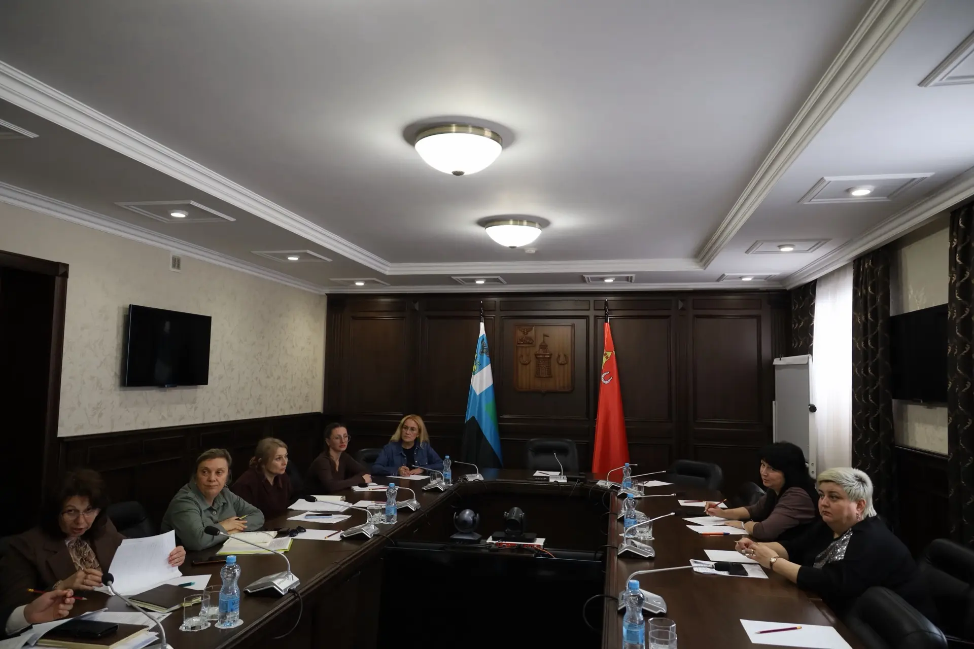 Сегодня провели совещание по отопительному сезону. Обсудили готовность отопительных сис...