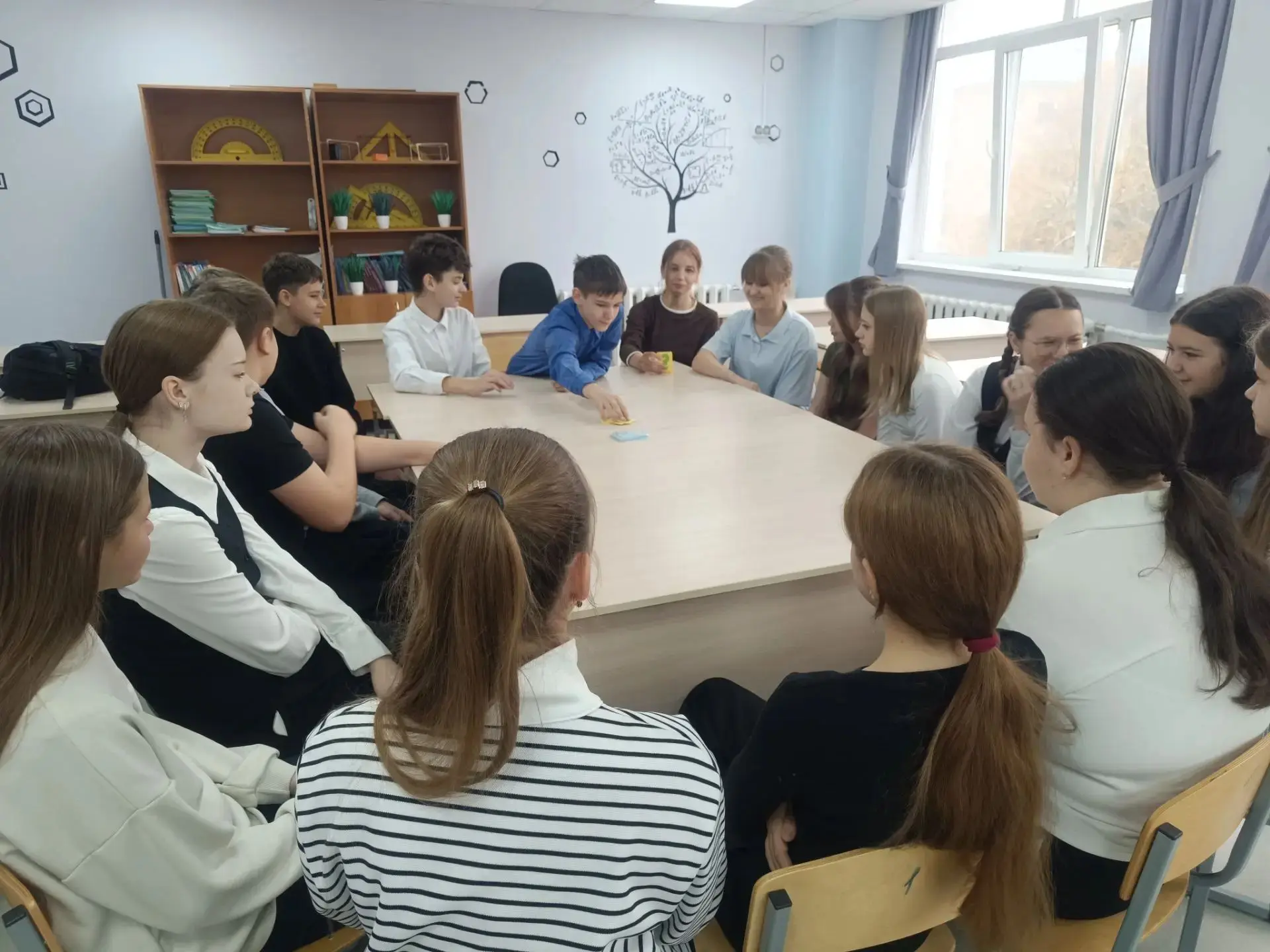 🧩Педагог-психолог Маняткина В.А. провела с учащимися 7А класса МБОУ «Шиловская СОШ №2»...