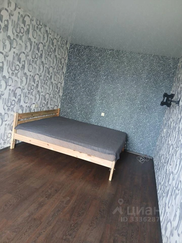 Сдам без посредников: 1-комнатная квартира, 43м²