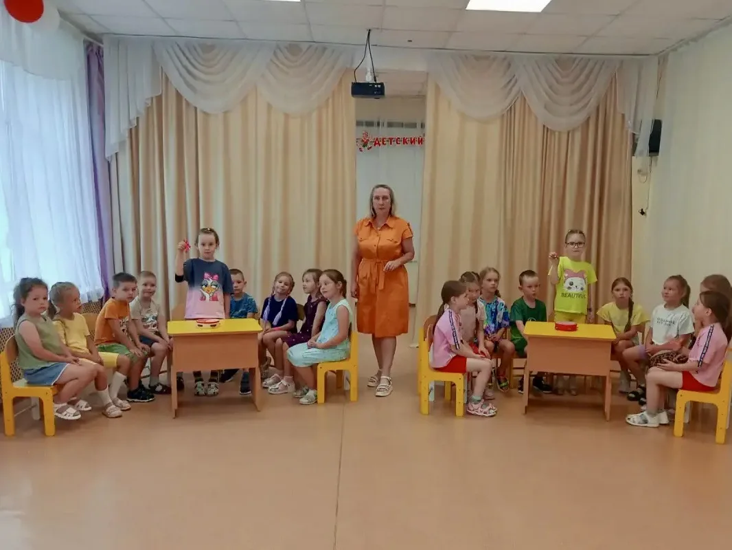 «Самое дорогое, что есть у меня, — это моя семья!» ❤️

Под таким девизом прошла игра «Знатоки» для д