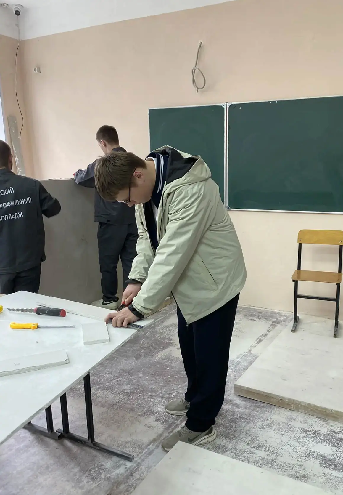 🏫 В рамках профориентационной работы учащиеся школ города Ейска посетили отделение сельского хозяйст