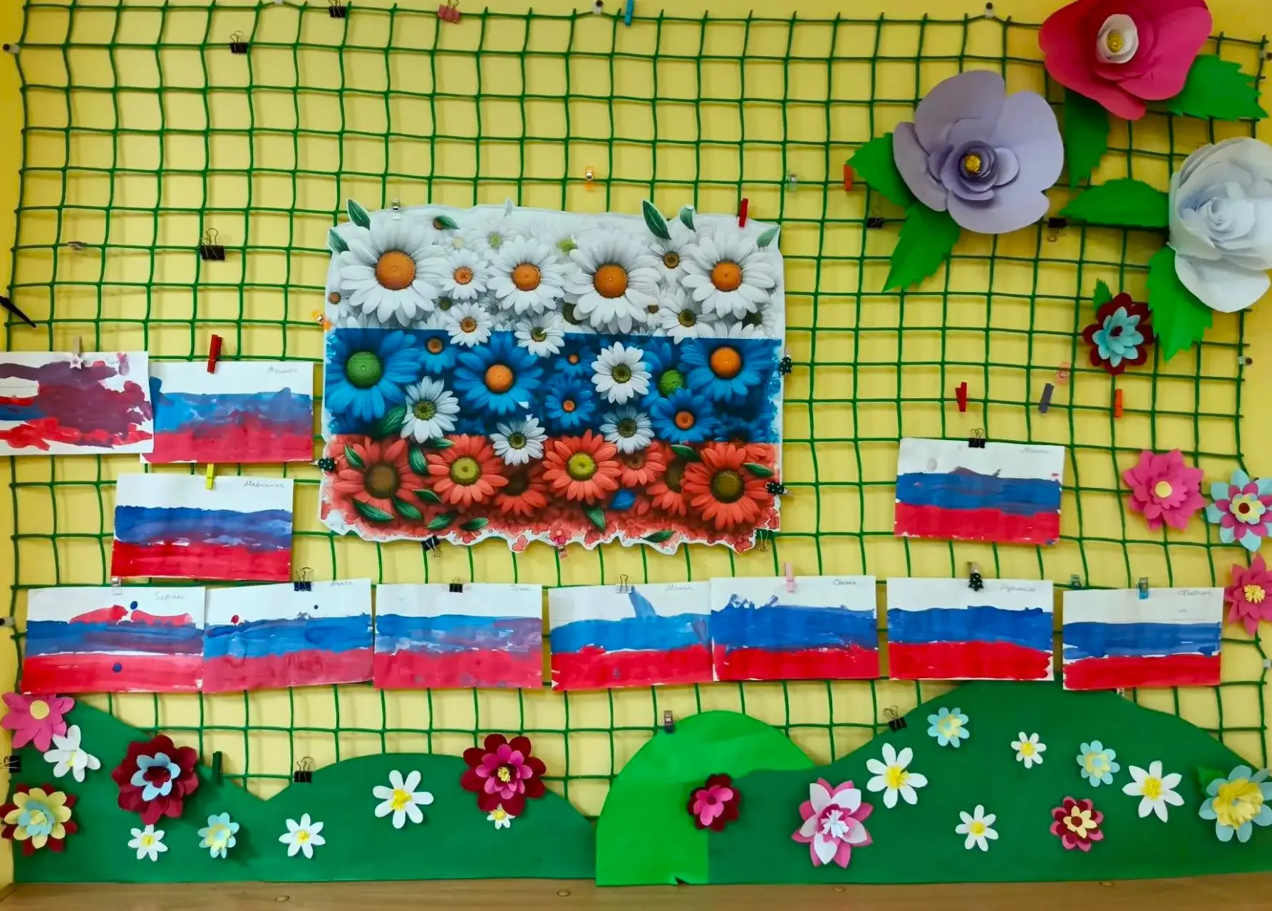Наши малыши готовы праздновать День флага России! 🤍💙❤️