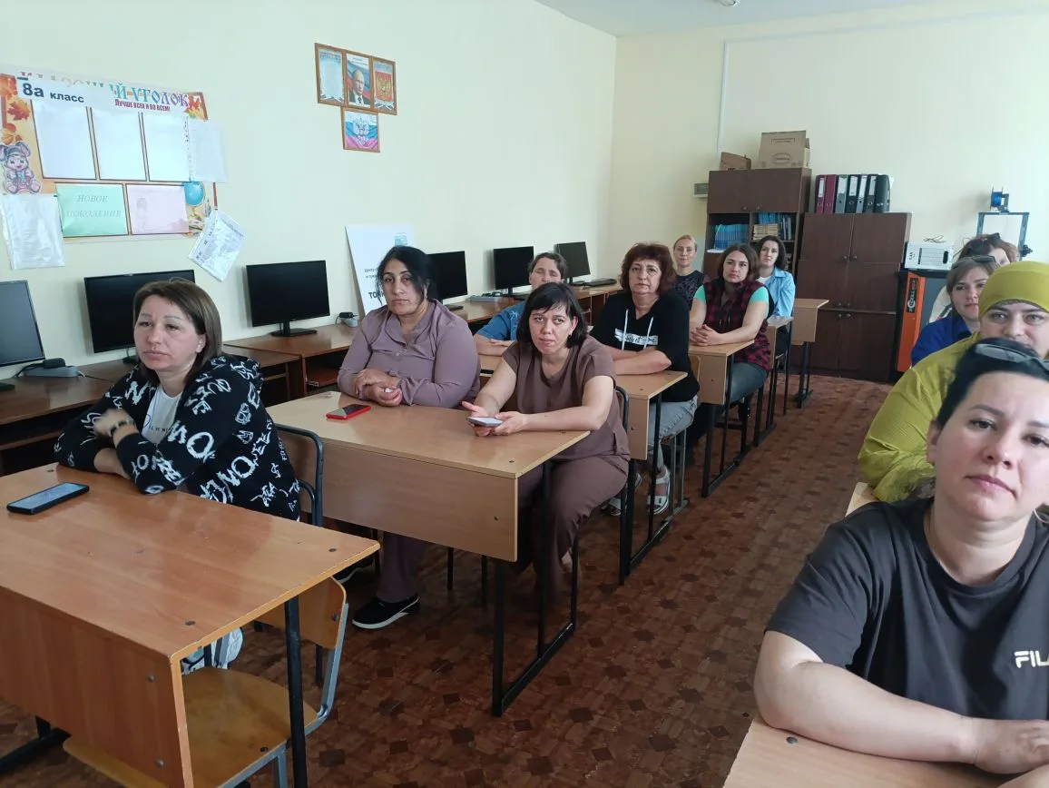 23 мая родители (законные представители) МБОУ СОШ N8 приняли участие в краевом Универси...