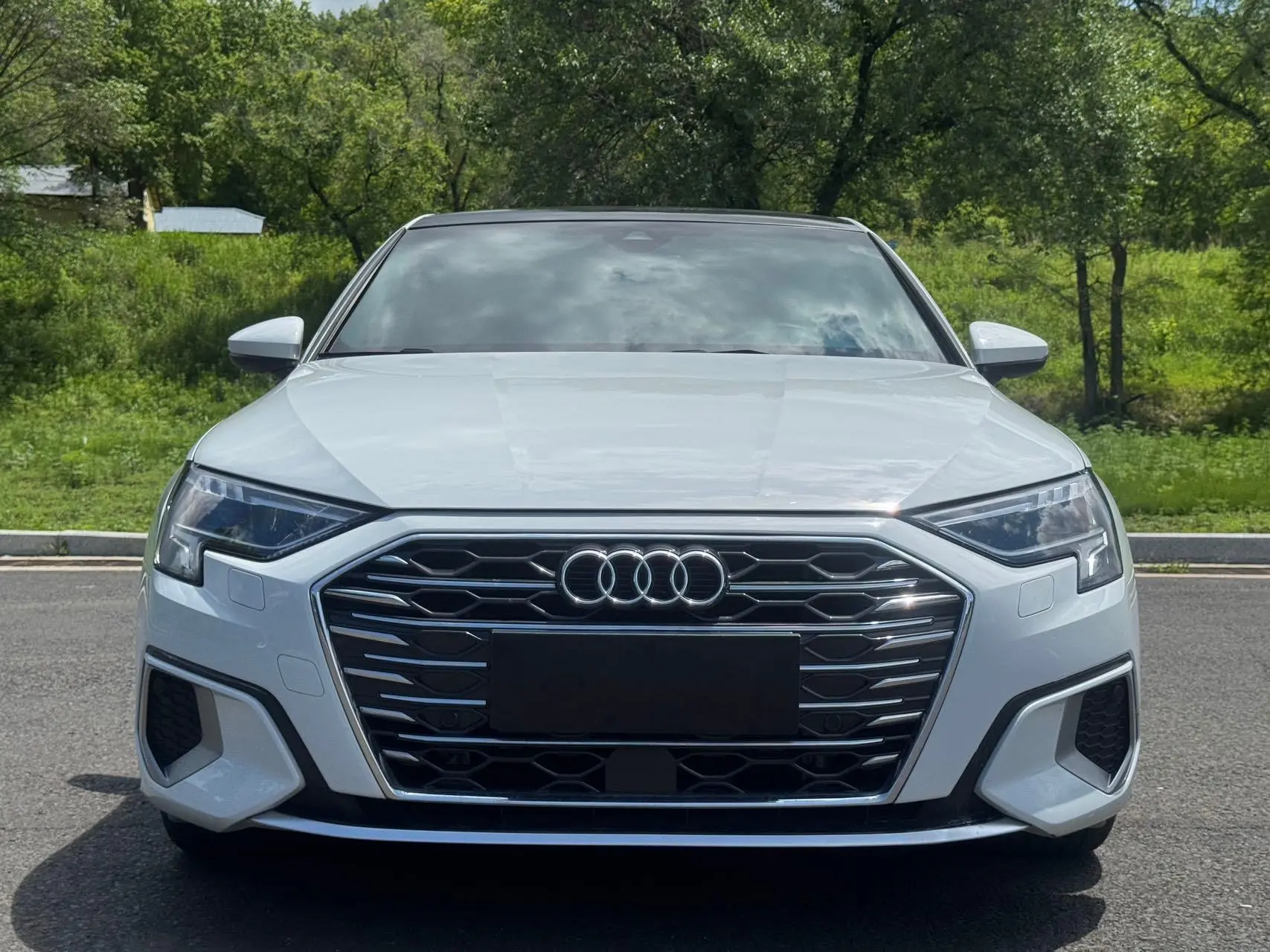 🇨🇳АВТО ИЗ КИТАЯ

🦘Audi A3L

Год выпуска: 2023-09
Двигатель:  1.4Т 
Мощность: 150 л.с
Пробег: 18 0
