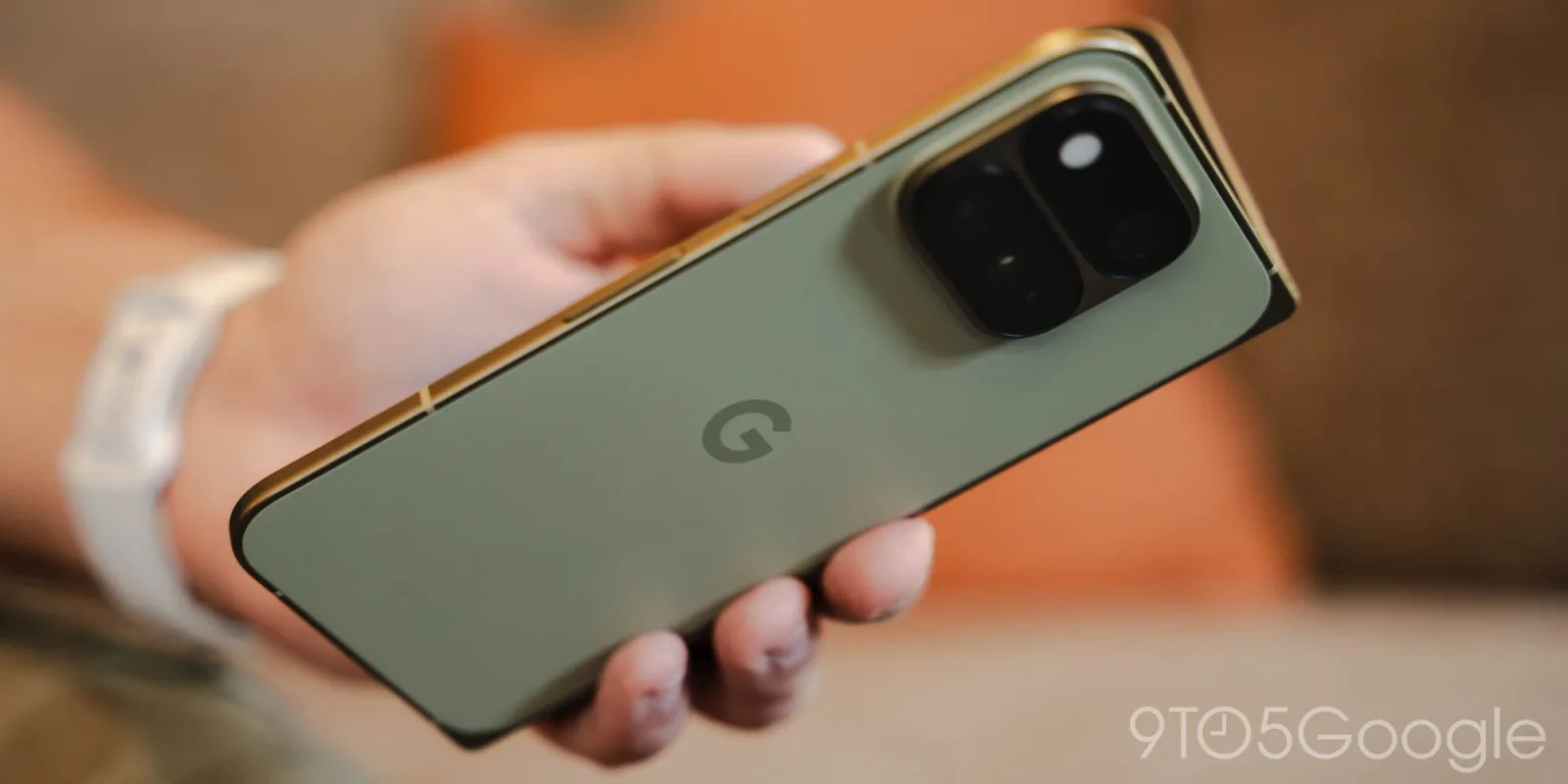 #Pixel12 #Google #УтечкаДанных #UGizmo