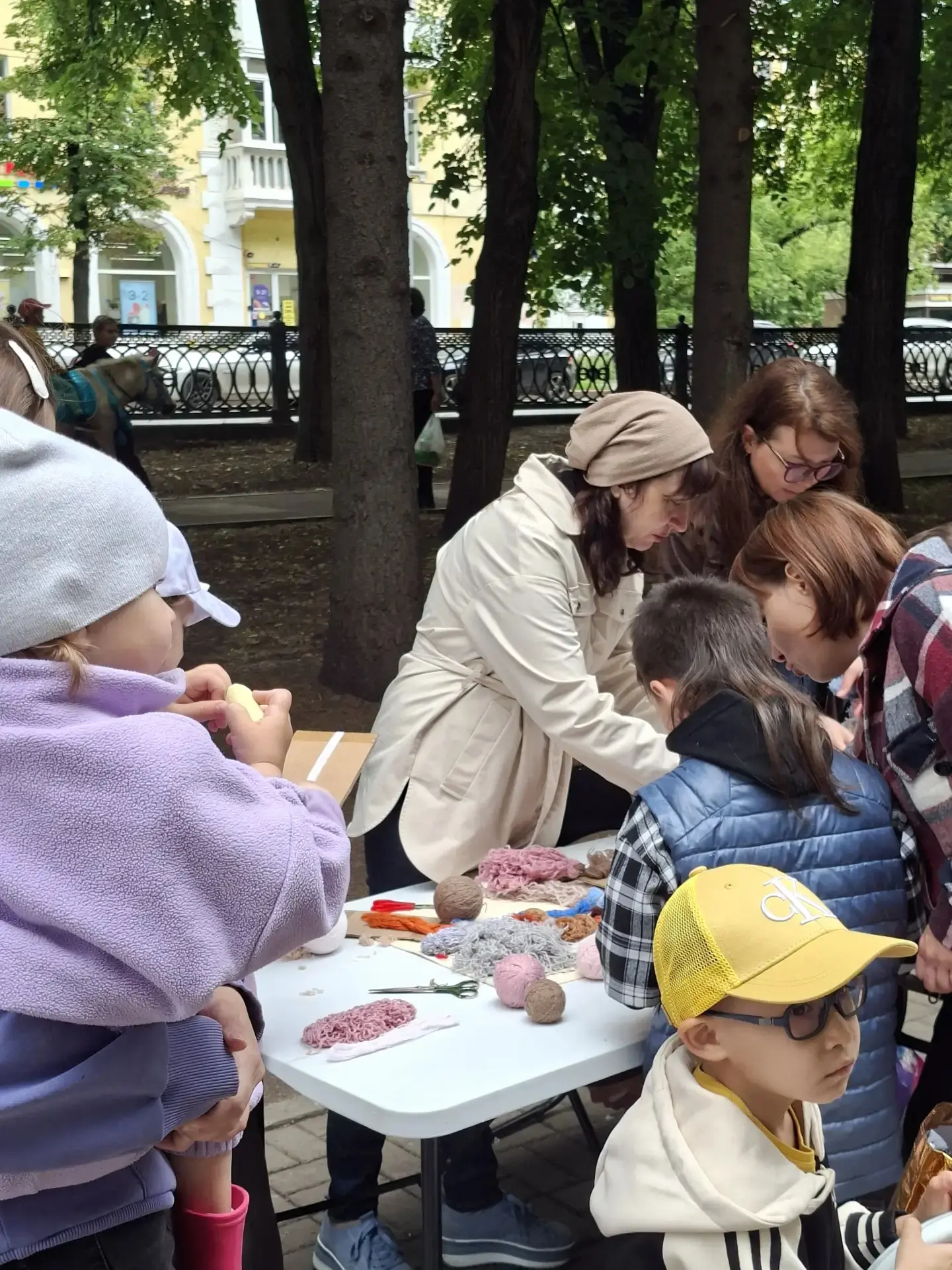 На площади им.С.Орджоникидзе праздник в самом разгаре!🎉