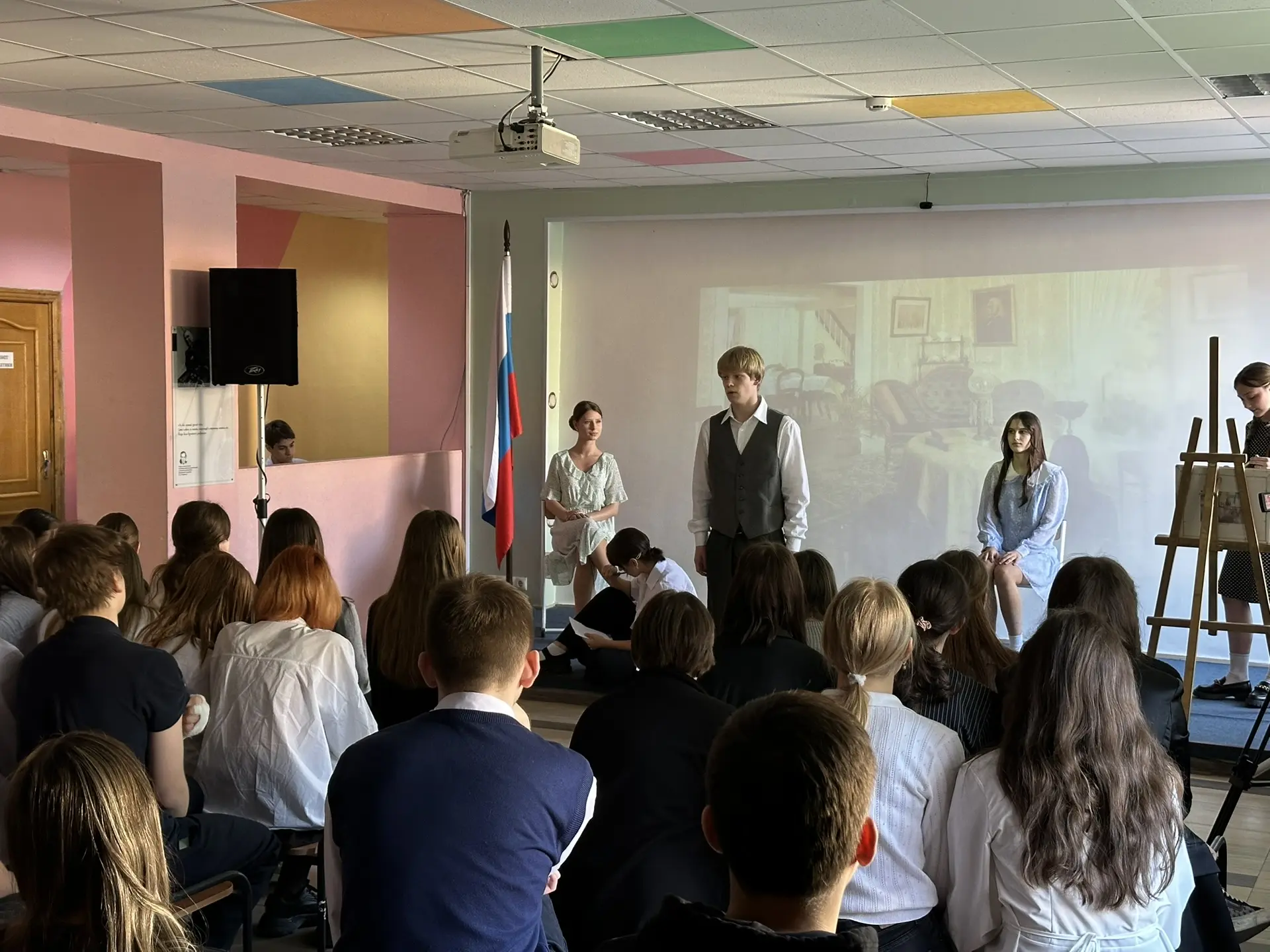 🎭 В гимназии — настоящий театр  27 марта состоится Всемирный день театра, в преддверии праздника в с