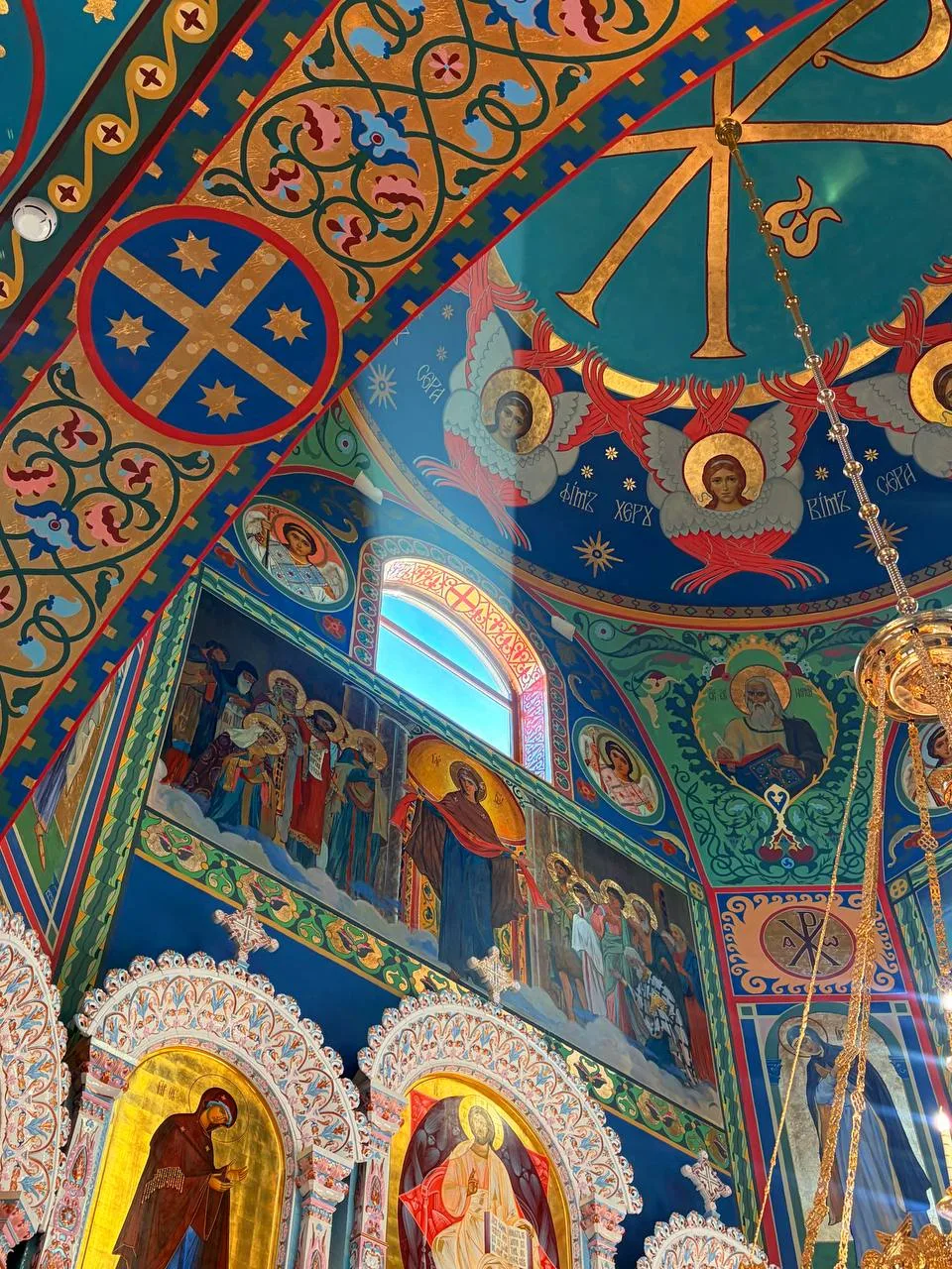 Воскресная Литургия в день Воздвижения Честного и Животворящего Креста Господня! С праз...
