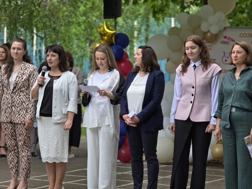 🎓 Этот звонок — как старт перед финишной прямой  🔔 Сегодня в 1 корпусе нашей школы прошла торжествен