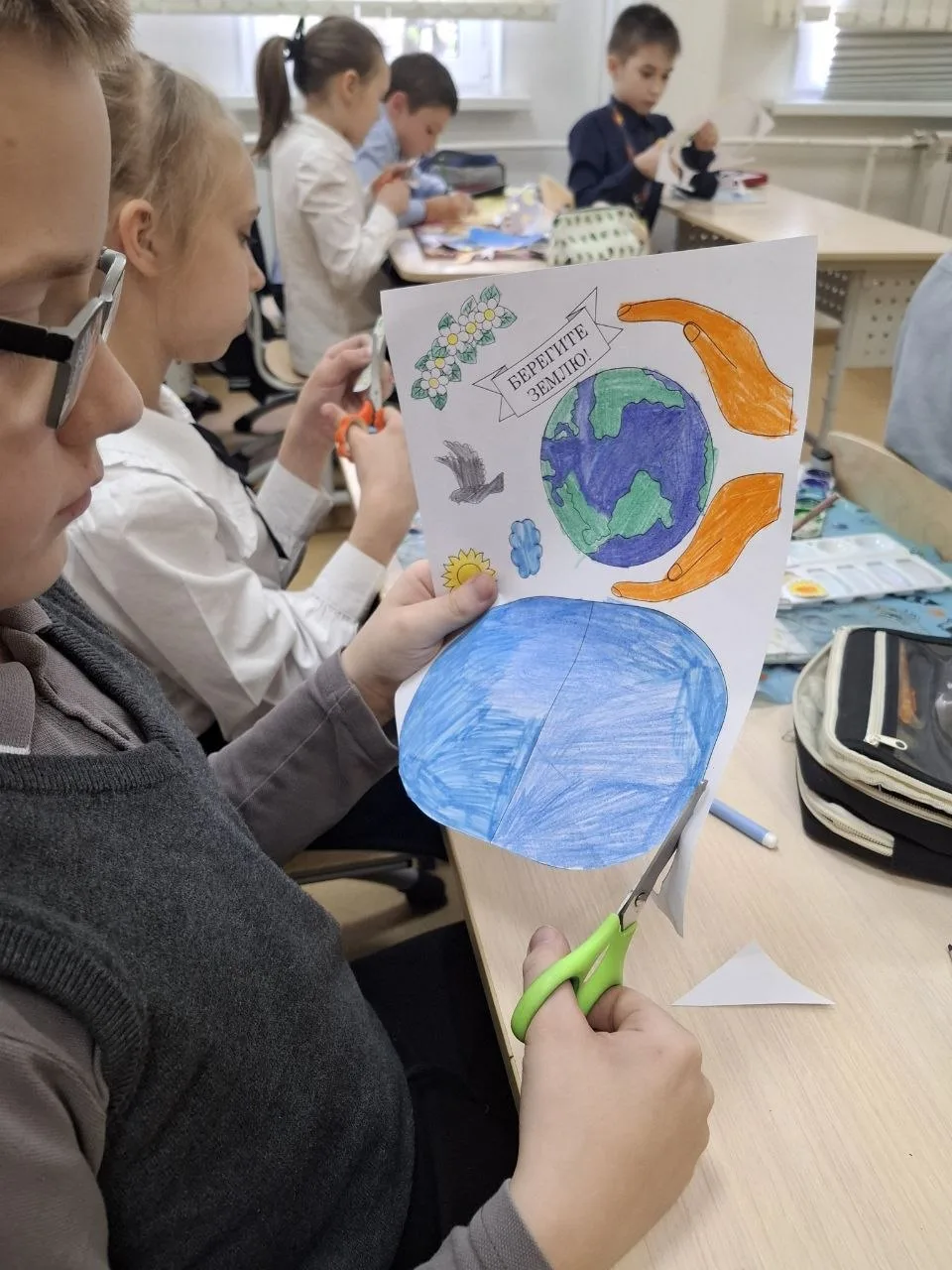 🌍 Забота о планете – дело общее!  На прошлой неделе в нашей школе прошли сразу два важных события, п