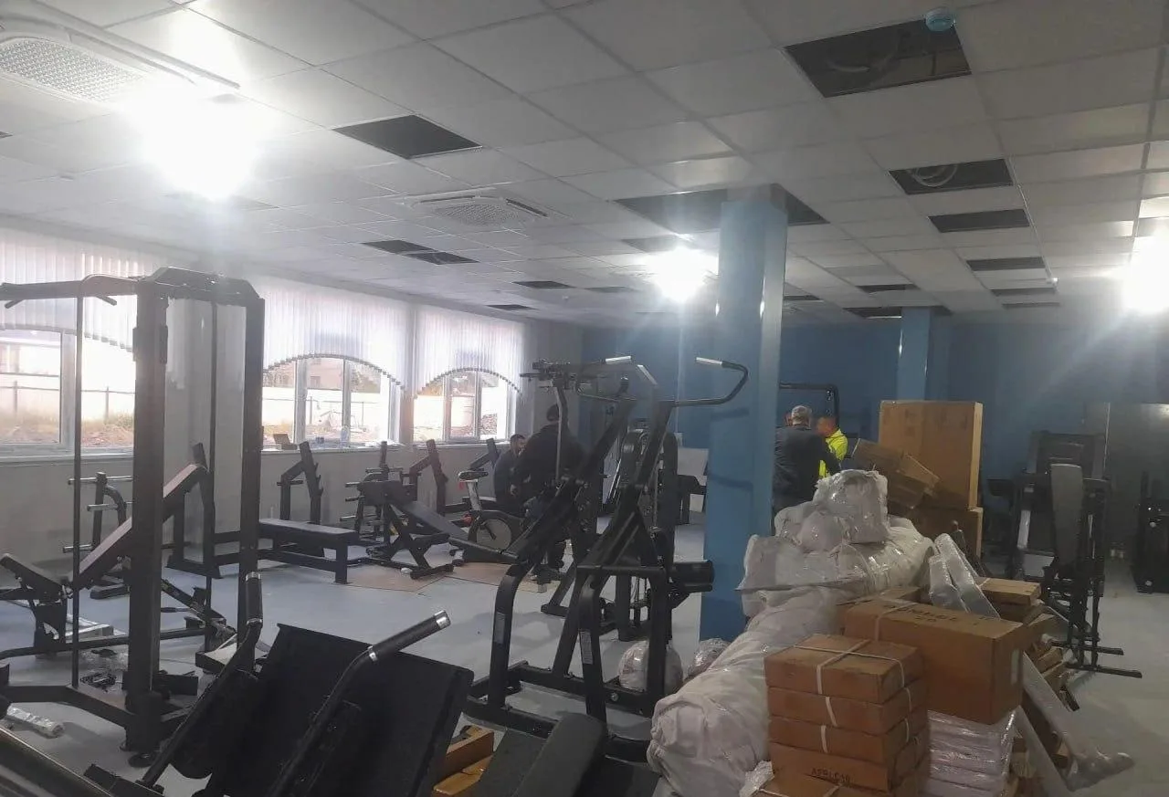 Хабаровский край установил новые тренажеры в физкультурно-оздоровительном комплексе Деб...
