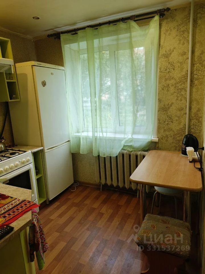 Сдам без посредников: 2-комнатная квартира, 42м²