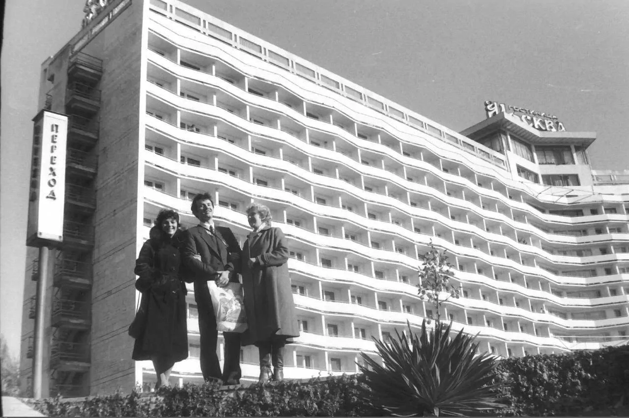 Архивные кадры: вид на гостиницу Москва, 1988 год.