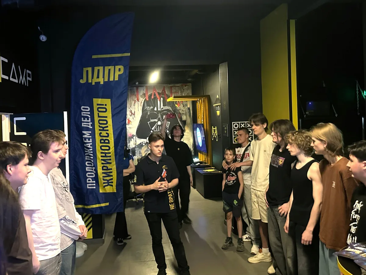 В Бердске определили победителя киберспортивного турнира по Counter-Strike 2  В киберспортивной ар