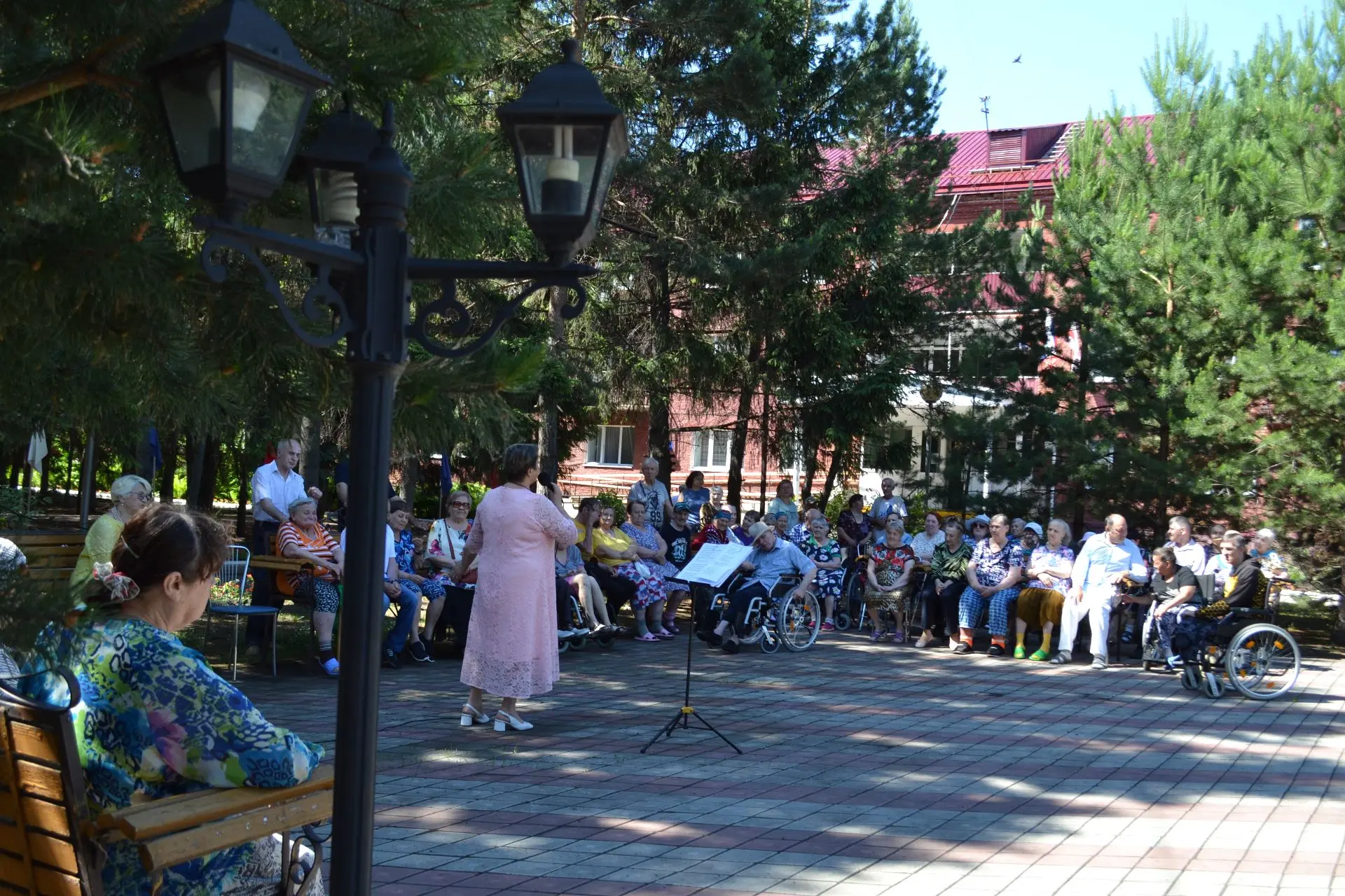 ☀️"Лето, ах лето!"☀️

💃🕺🎶Музыкально-танцевальная программа с таким названием  прошла для жителей 