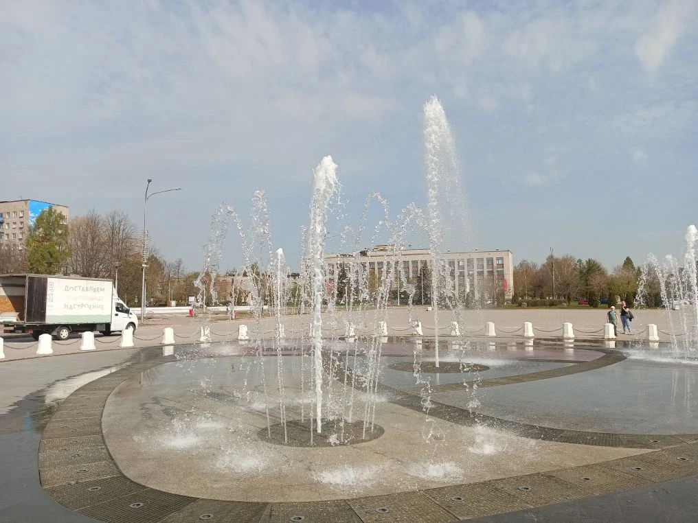 💧Жаркий день, фонтаны манят...