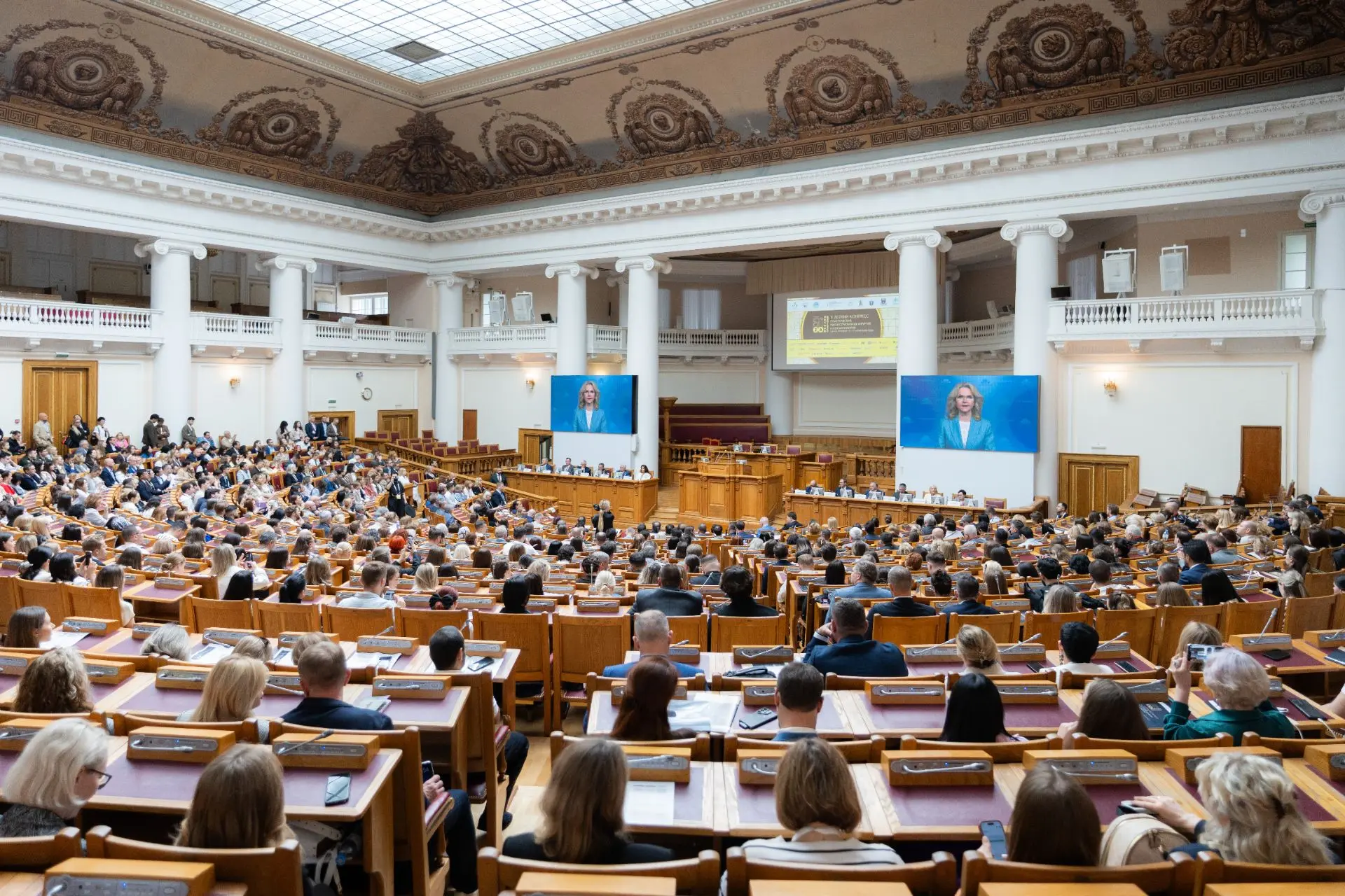 Завершился V Юбилейный Летний конгресс «Пластическая, реконструктивная хирургия и косметология»
 
17